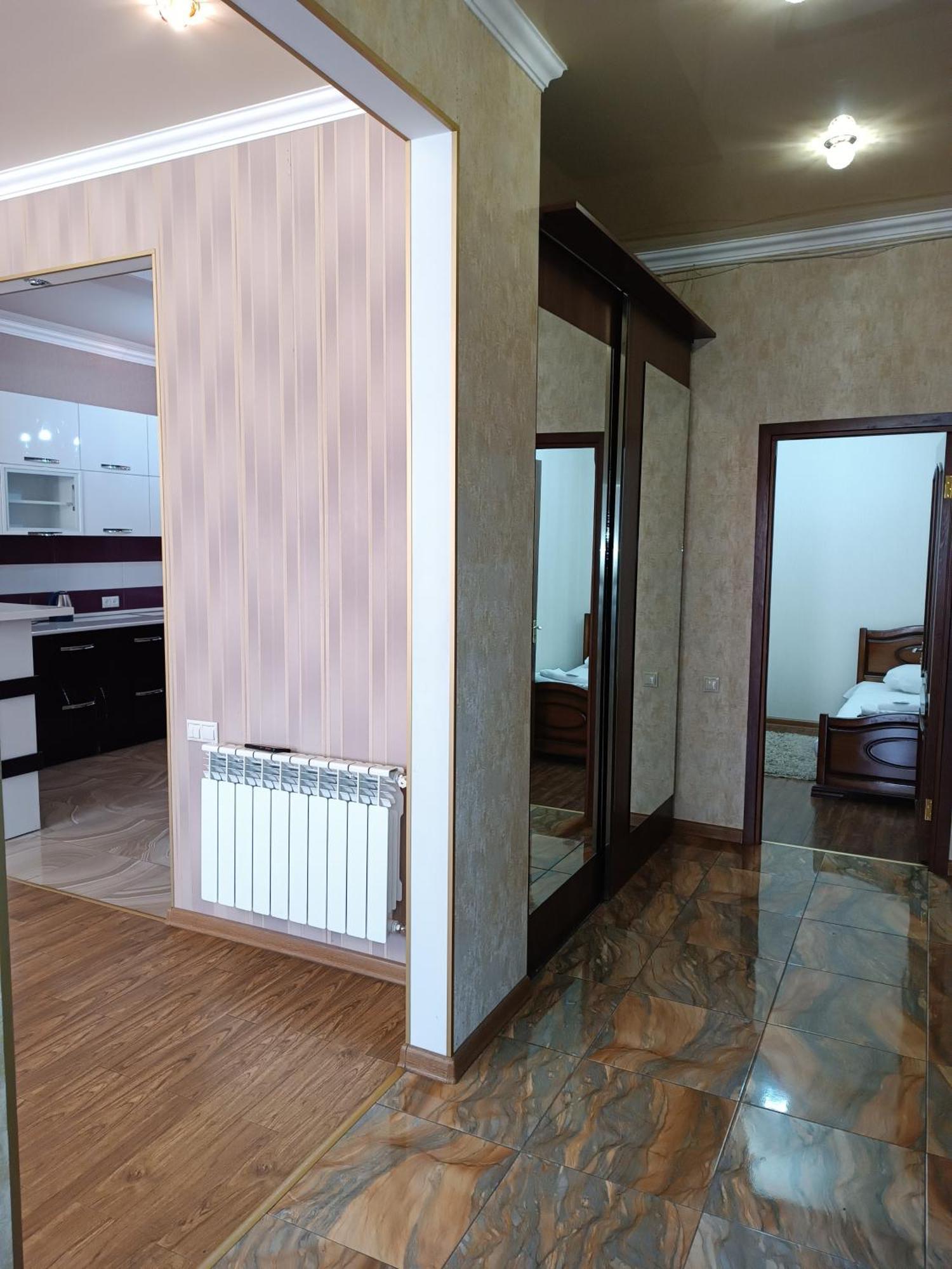 Rent Inn Yerevan On Arami Street Buitenkant foto